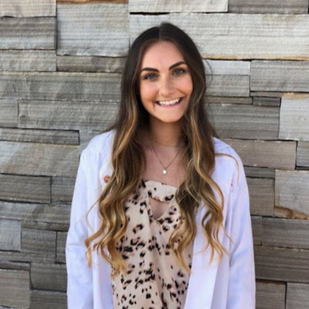 Meet your Posher, Caitlin